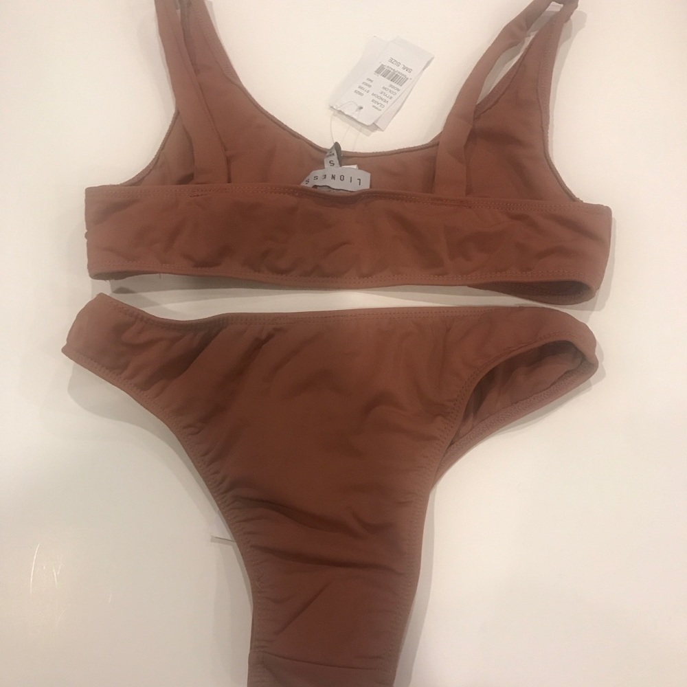 Adorable bikini!! - Picture 7 of 7